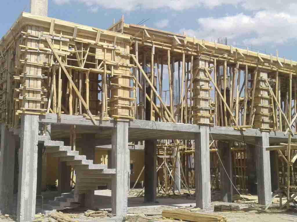 Lice İnşaat Kalıpçısı